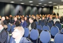 Fot. Uczestnicy konferencji (2)