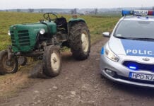 Rolnik był pijany, więc ciągnik jeździł bez niego