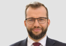 Minister Puda jednak zostaje na stanowisku