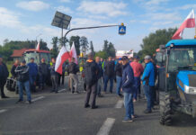 Sadownicy zablokowali już krajową 50-tkę
