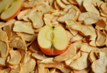 Substancje niedozwolone wykryte w suszonych jabłkach z Iranu