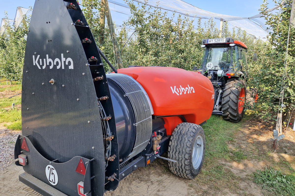 2 x Kubota, czyli ciągnik i opryskiwacz sadowniczy – Kubota Demo Tour 2023